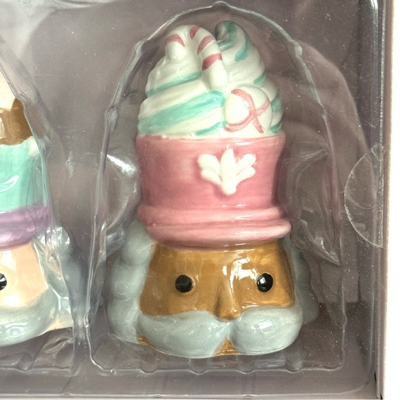 Peppermint & Pine Pastel Nutcrackers Ceramic Christmas Salt & Pepper Shaker Set - Picture 2 of 6